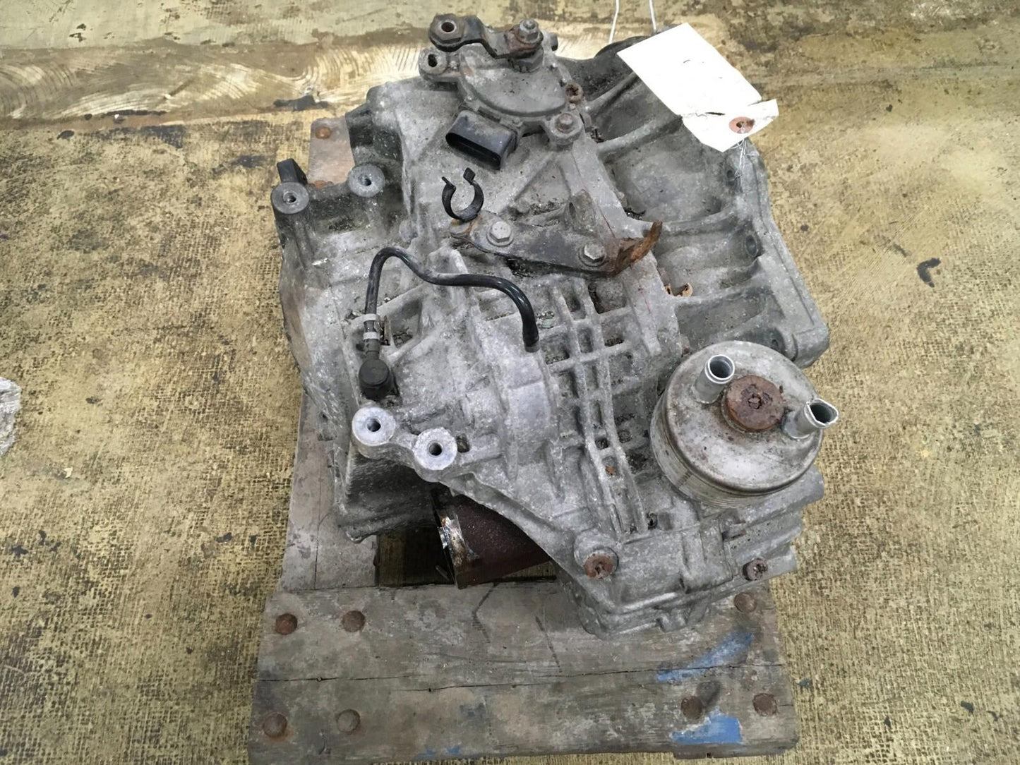 2011 -2016 MINI COOPER COUNTRYMAN 1.6L AUTOMATIC TRANSMISSION 156K OEM .