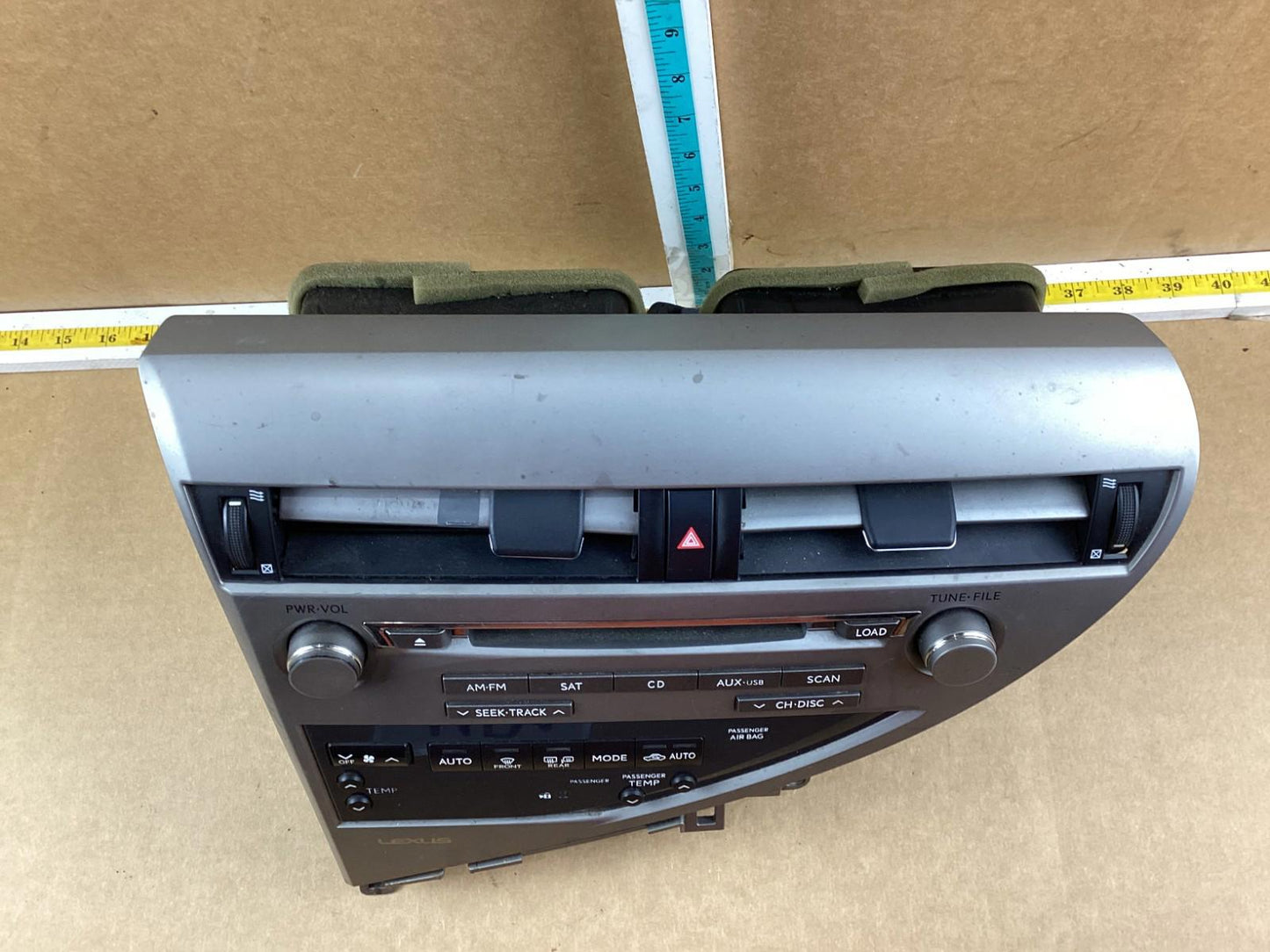 2010-2012 Lexus RX350 Navigation Climate Control Radio Receiver CD Player OEM
