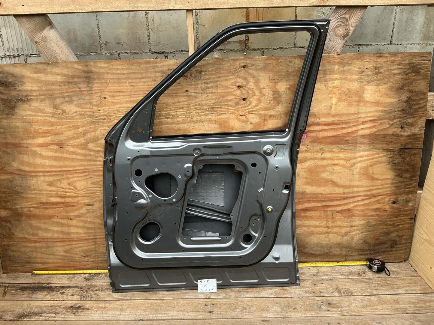 2006-2009 Land Rover Range Rover Sport Front Right Passenger Side Door Shell OEM