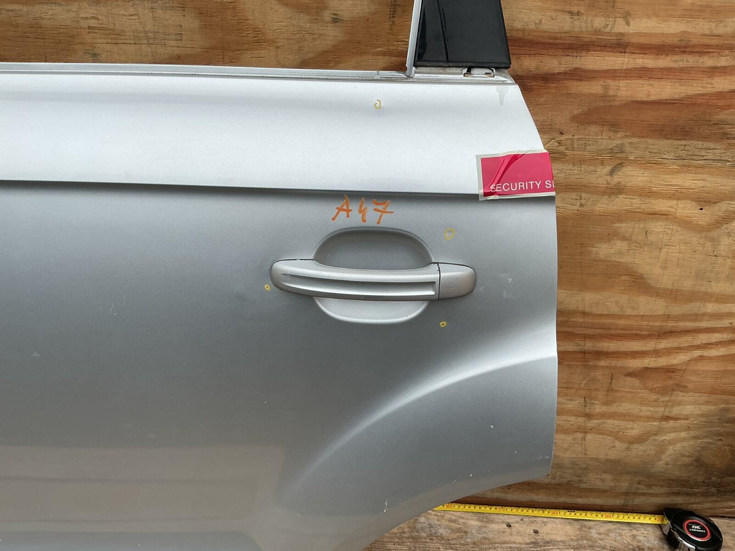 2007 - 2015 Audi Q7 3.6 Premium Rear Left Driver Side Door Shell OEM.