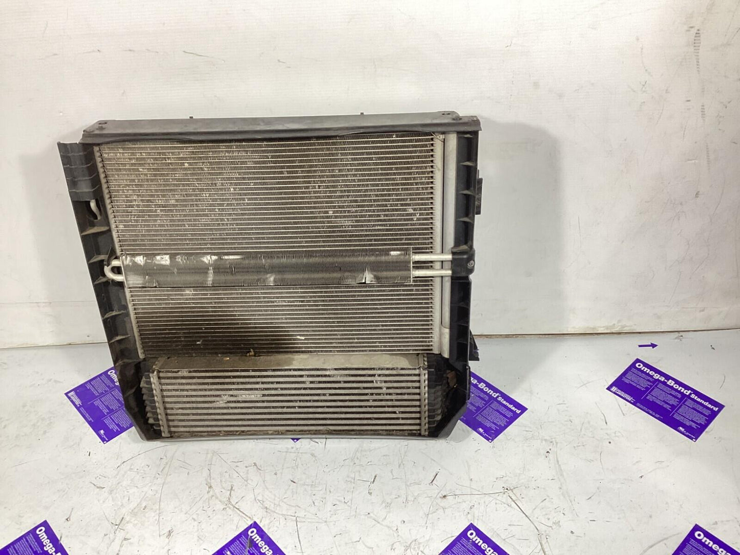 2007-2013 BMW E70 X5 Radiator Condenser Intercooler w & Electric Cooling Fan OEM
