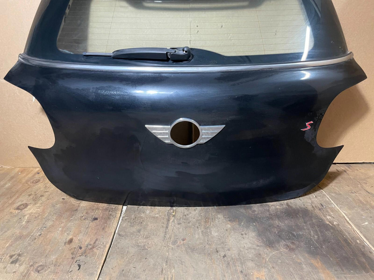 2013 - 2016 Mini Cooper Paceman R61 Trunk Lid / Hatch 41009810790 OEM .