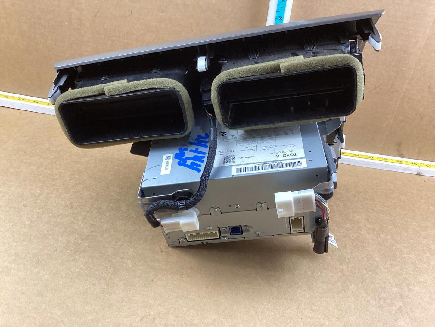 2010-2012 Lexus RX350 Navigation Climate Control Radio Receiver CD Player OEM