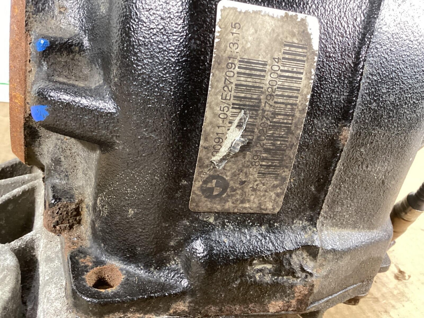 2011 - 2019 BMW X5 E70 Rear Axle Differential Gear Carrier 7564867 OEM .