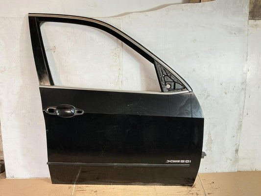 2007 - 2013 BMW X5 xDrive50i Front Right Passenger Side Door Shell Panel OEM.