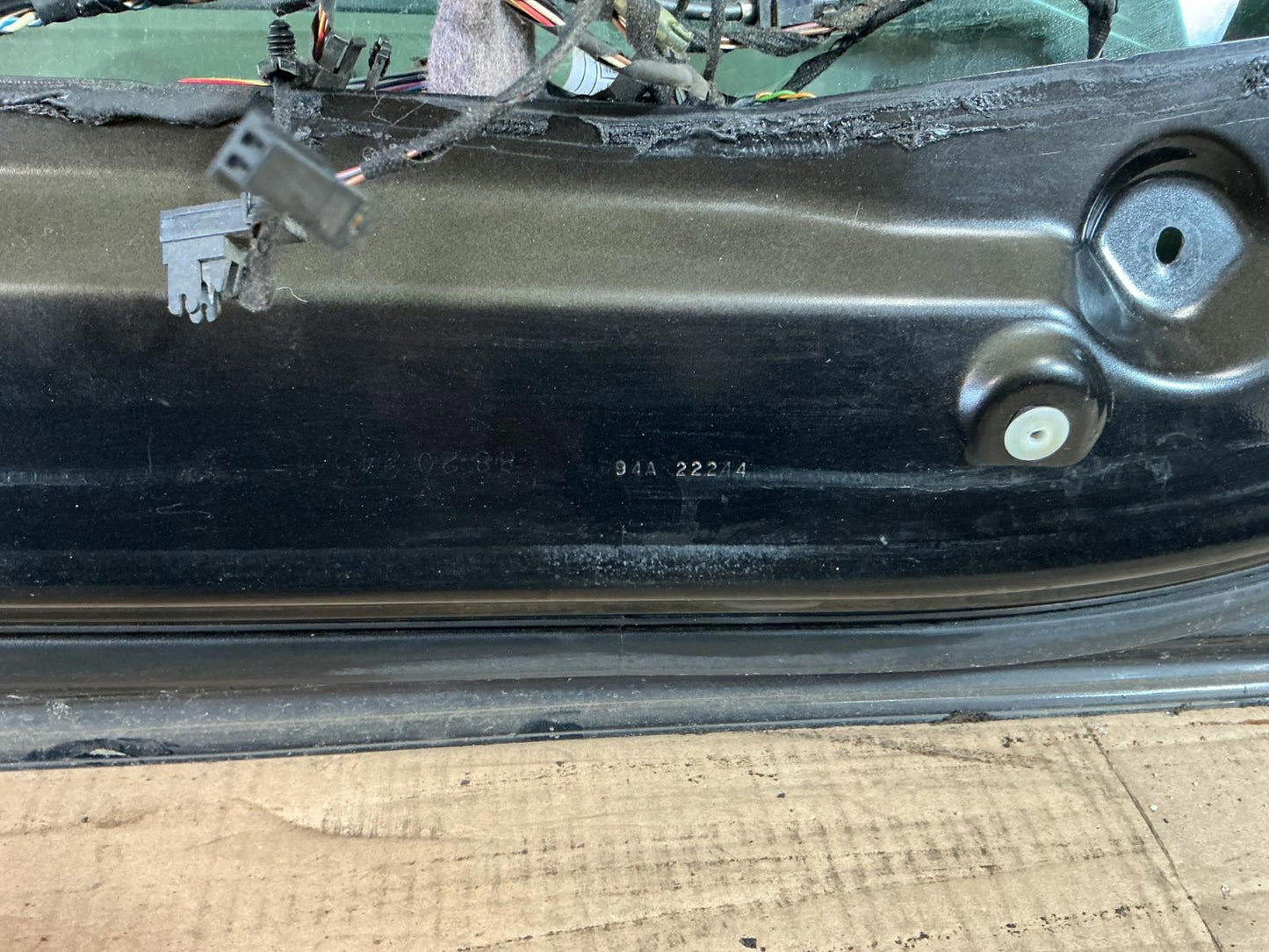 2007 - 2013 BMW X5 xDrive50i Front Right Passenger Side Door Shell Panel OEM.