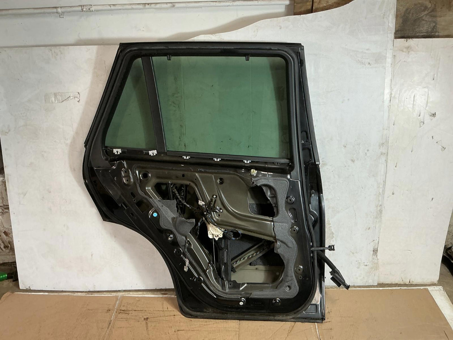 2007 - 2013 BMW X5 xDrive50i Rear Left Driver Side Door Shell Panel OEM.