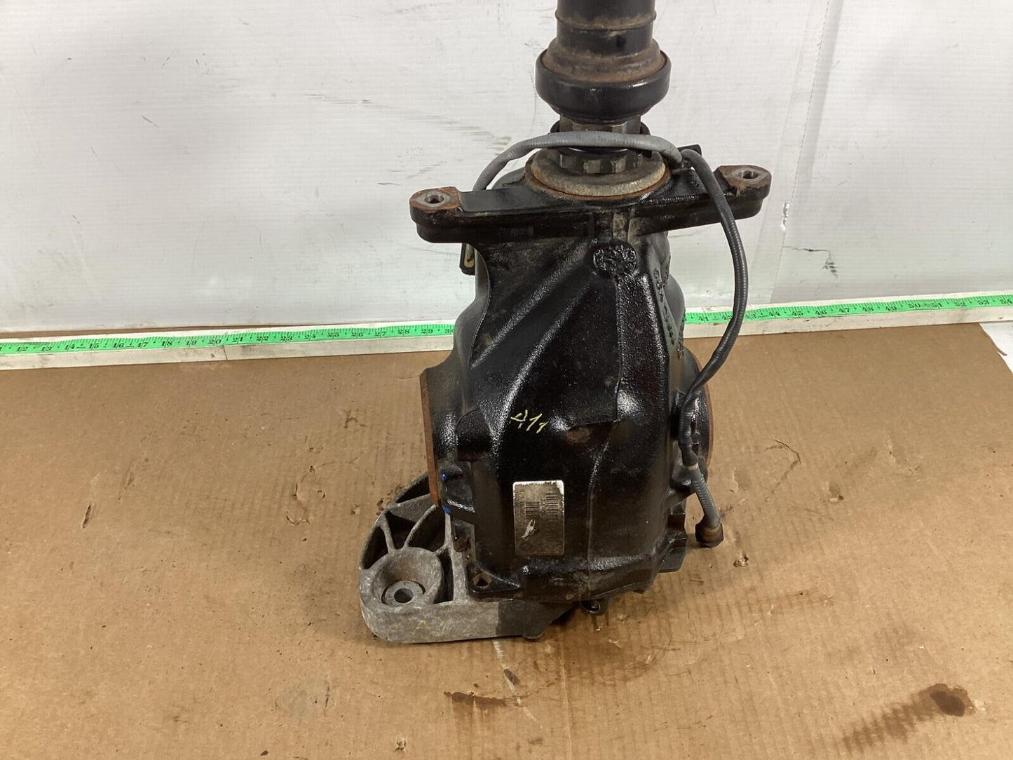 2011 - 2019 BMW X5 E70 Rear Axle Differential Gear Carrier 7564867 OEM .