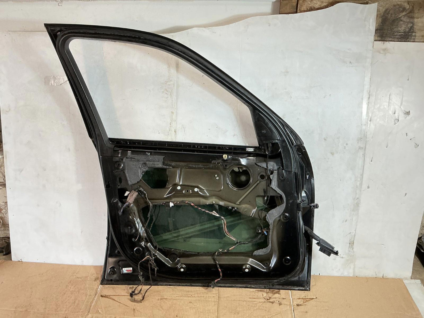 2007 - 2013 BMW X5 xDrive50i Front Left Driver Side Door Shell Panel OEM.