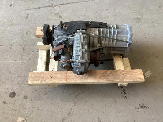 2003 - 2010 Porsche Cayenne Transmission Transfer Case Gear Box OEM