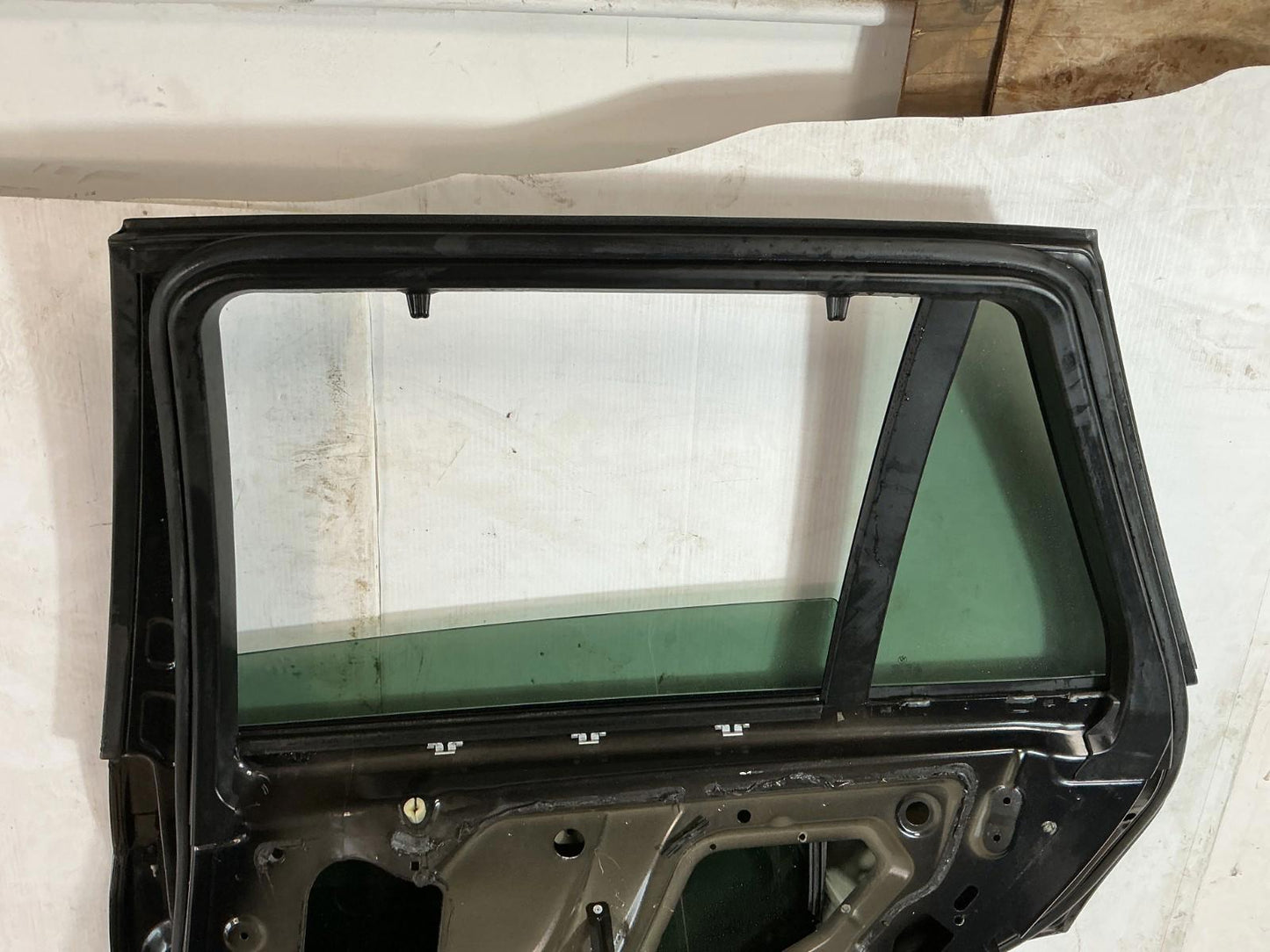 2007 - 2013 BMW X5 xDrive50i Rear Right Passenger Side Door Shell Panel OEM.