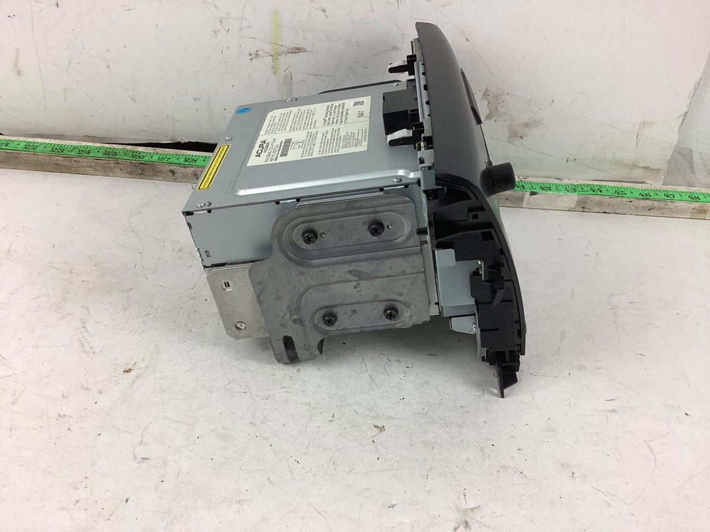 2014-2016 Acura MDX CD AM FM Touch Screen Navigation Media Radio Receiver OEM.