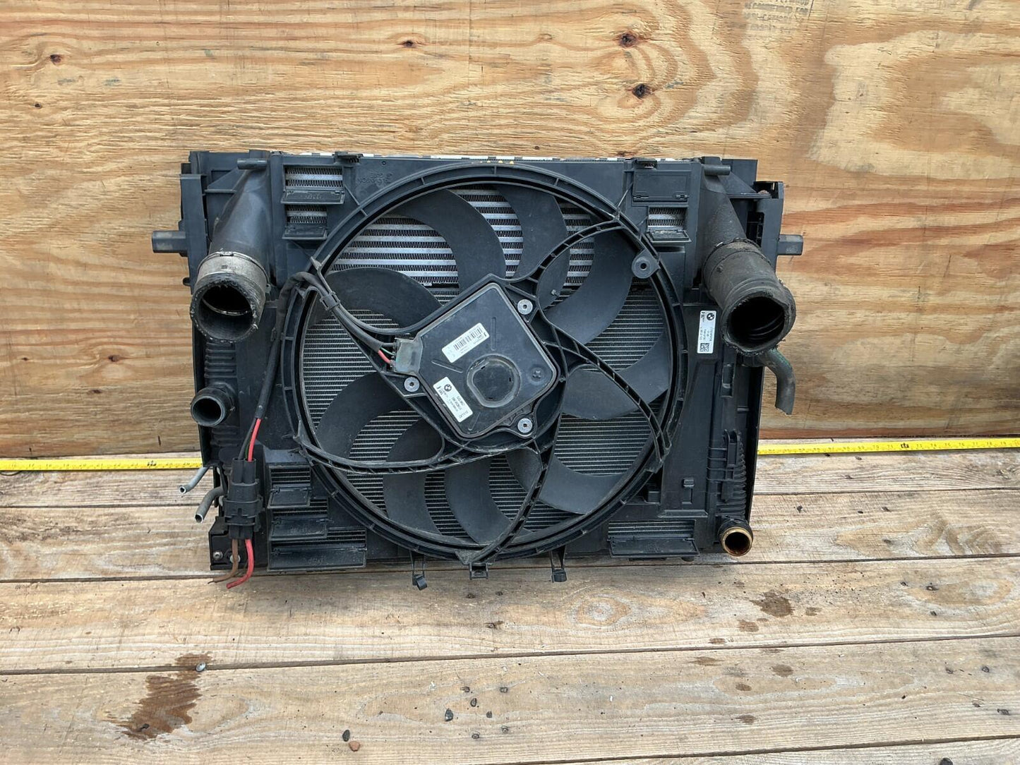 2012 - 2016 BMW 528i Engine Cooling Radiator Fan Shroud Cooler Ac Condenser OEM.