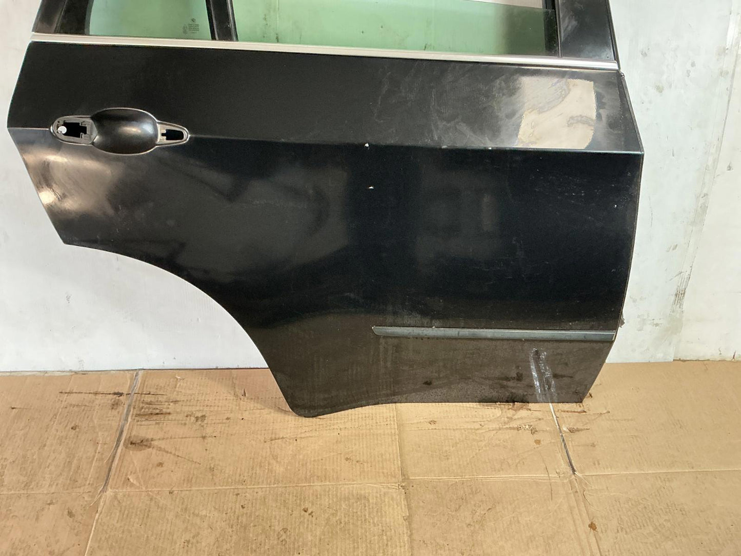 2007 - 2013 BMW X5 xDrive50i Rear Right Passenger Side Door Shell Panel OEM.