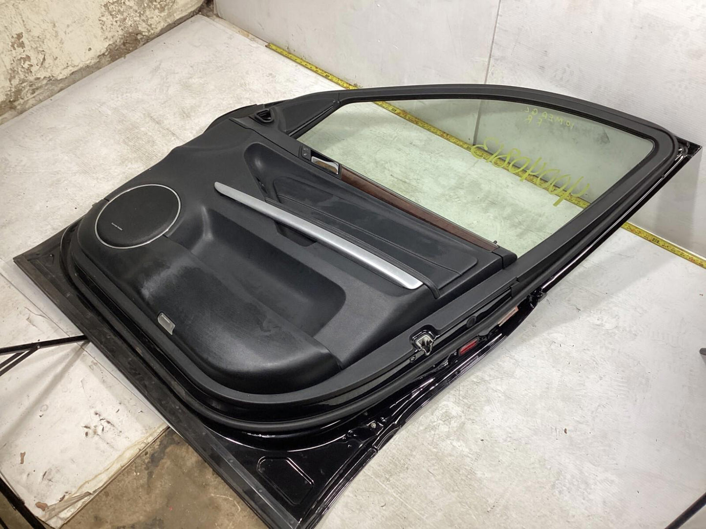 2008 - 2012 Mercedes Benz GL550 Right Front Door Shell w/ Window Glass OEM .