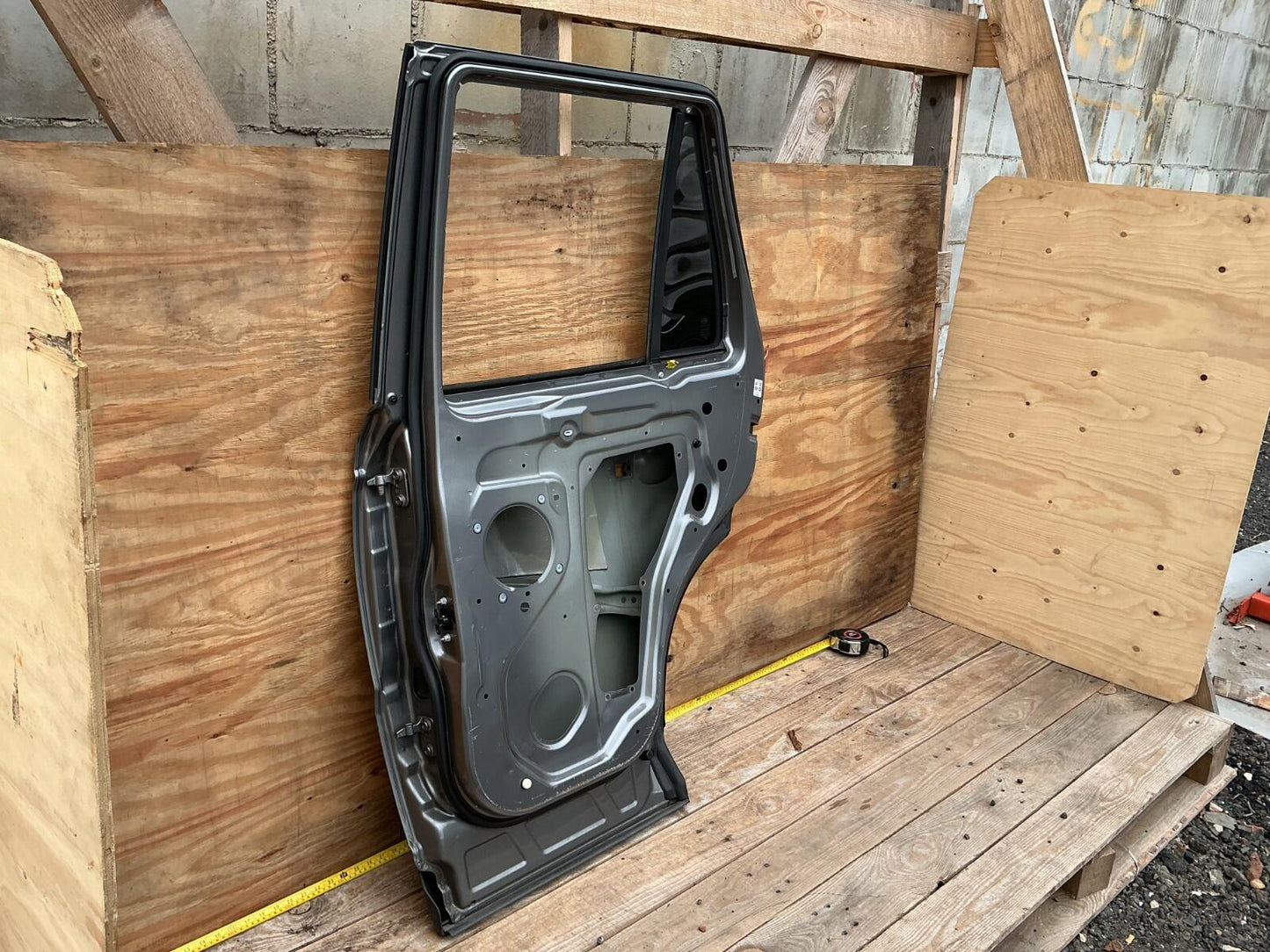 2006-2009 Land Rover Range Rover Sport Rear Right Passenger Side Door Shell OEM.