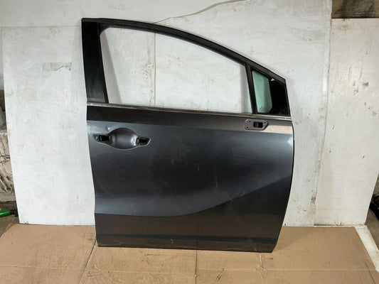 2018 - 2023 Honda Odyssey Front Right Passenger Side Door Shell Panel OEM