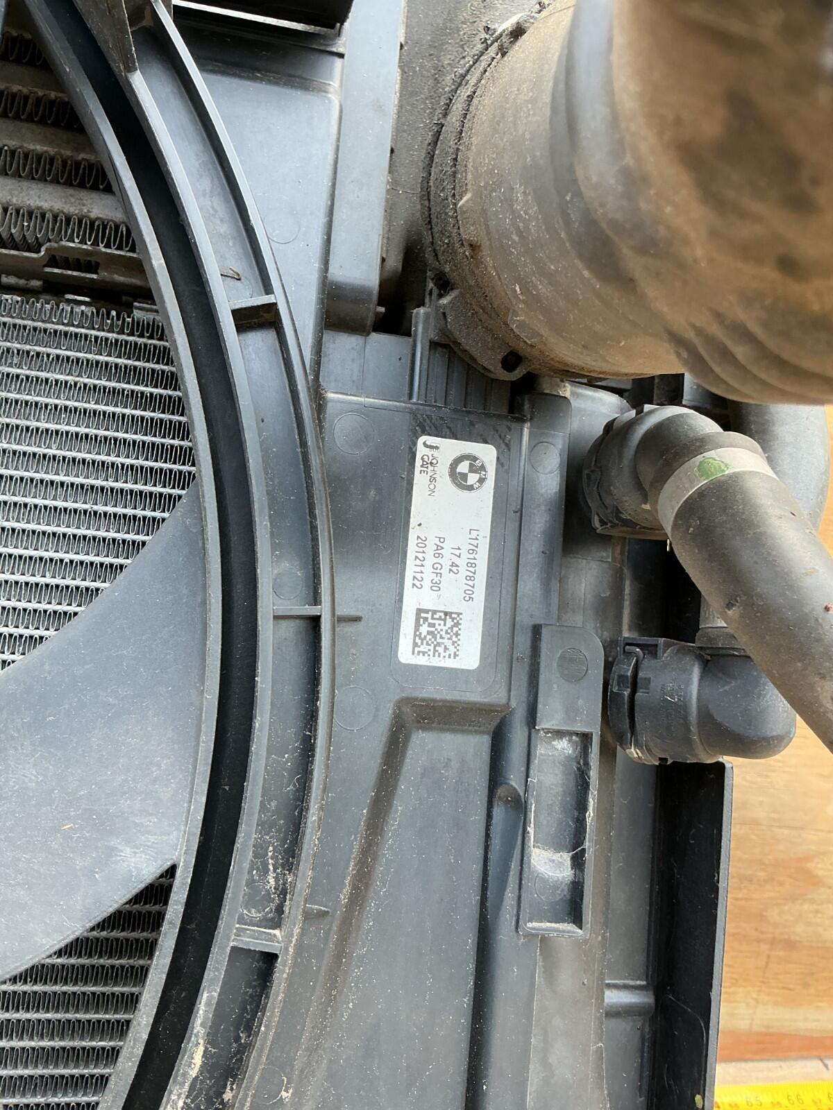 2012 - 2016 BMW 528i Engine Cooling Radiator Fan Shroud Cooler Ac Condenser OEM.