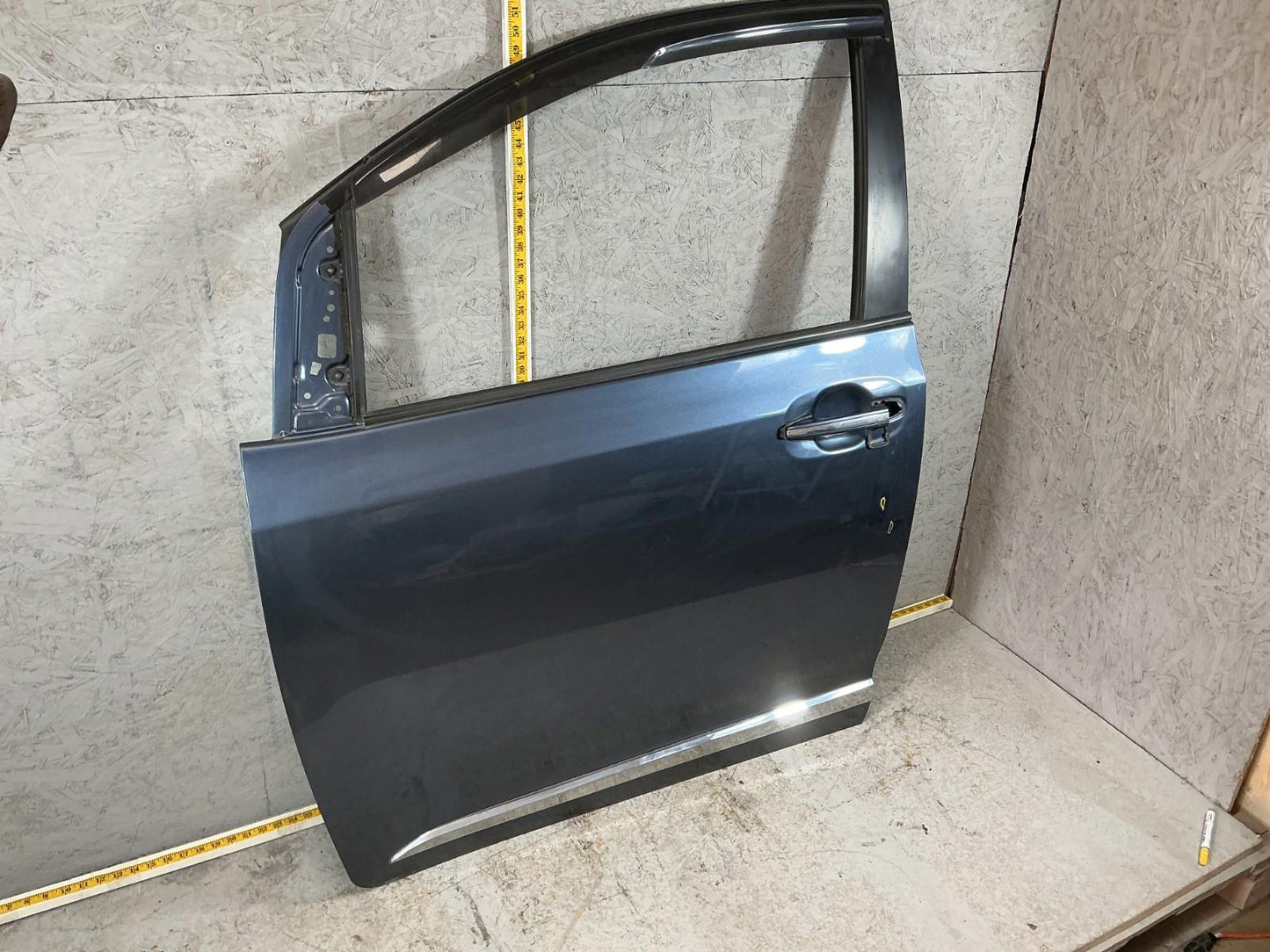 2011 - 2017 Toyota Sienna Front Left Driver Side Door Shell OEM