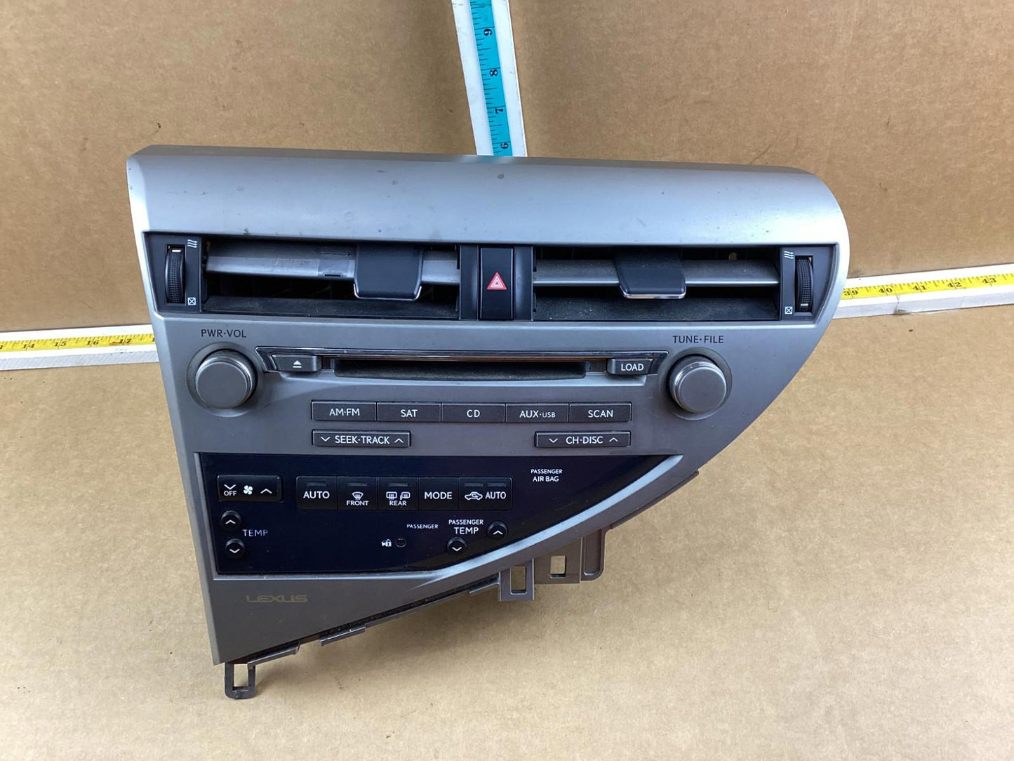 2010-2012 Lexus RX350 Navigation Climate Control Radio Receiver CD Player OEM