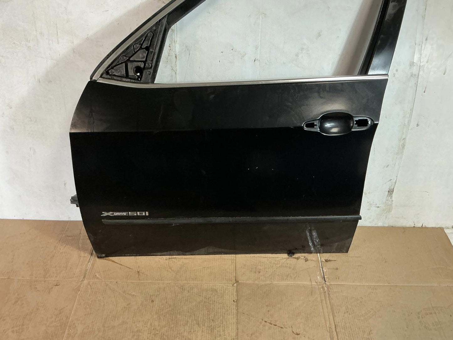 2007 - 2013 BMW X5 xDrive50i Front Left Driver Side Door Shell Panel OEM.