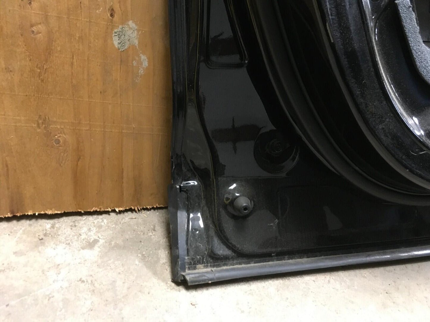 2011-2017 BMW X3 F25 FRONT LEFT DRIVER SIDE DOOR SHELL PANEL BLACK ASSEMBLY OEM.