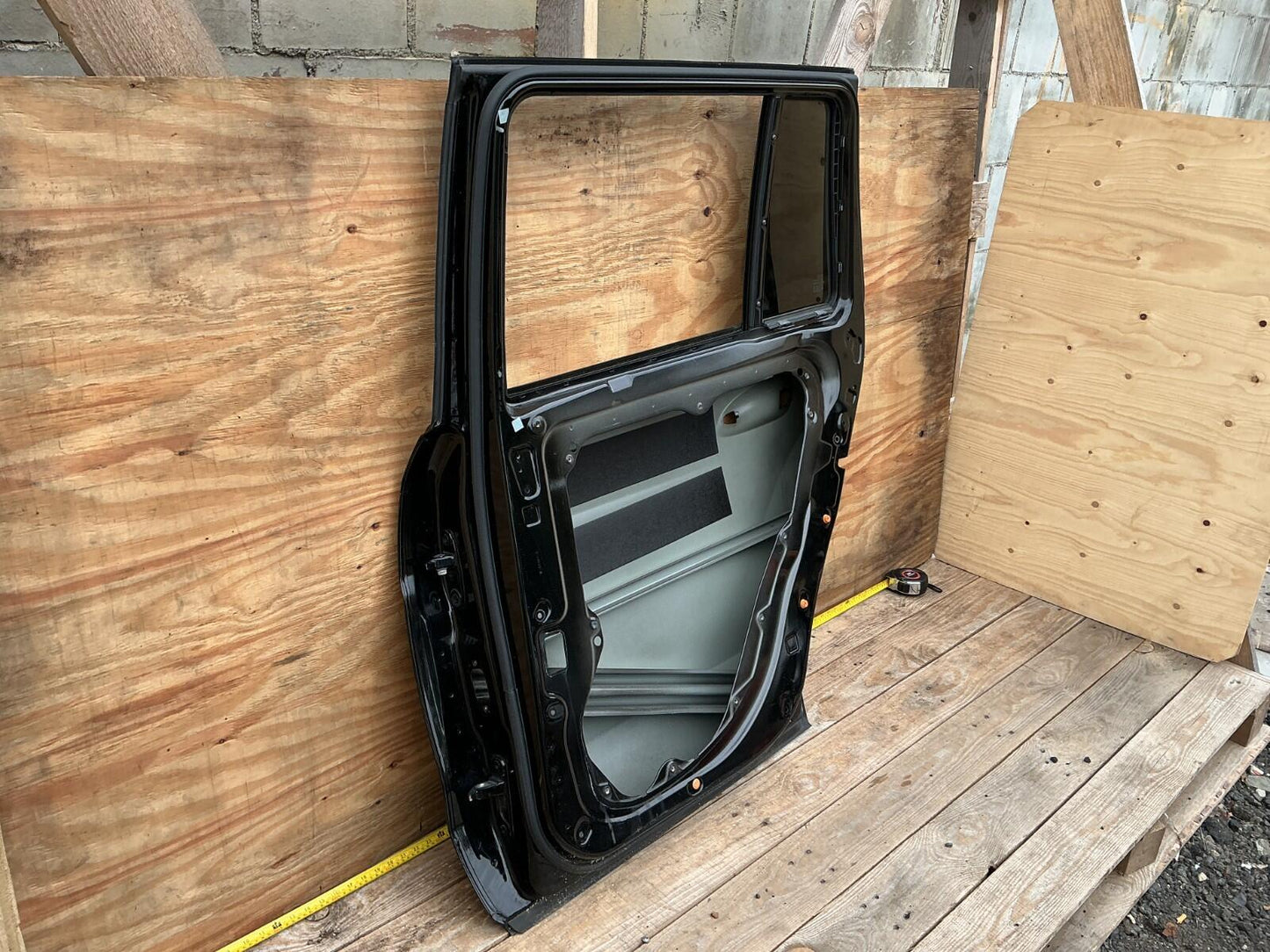 2013 - 2016 Mercedes Benz GL450 X166 Rear Right Side Door Shell Panel OEM.