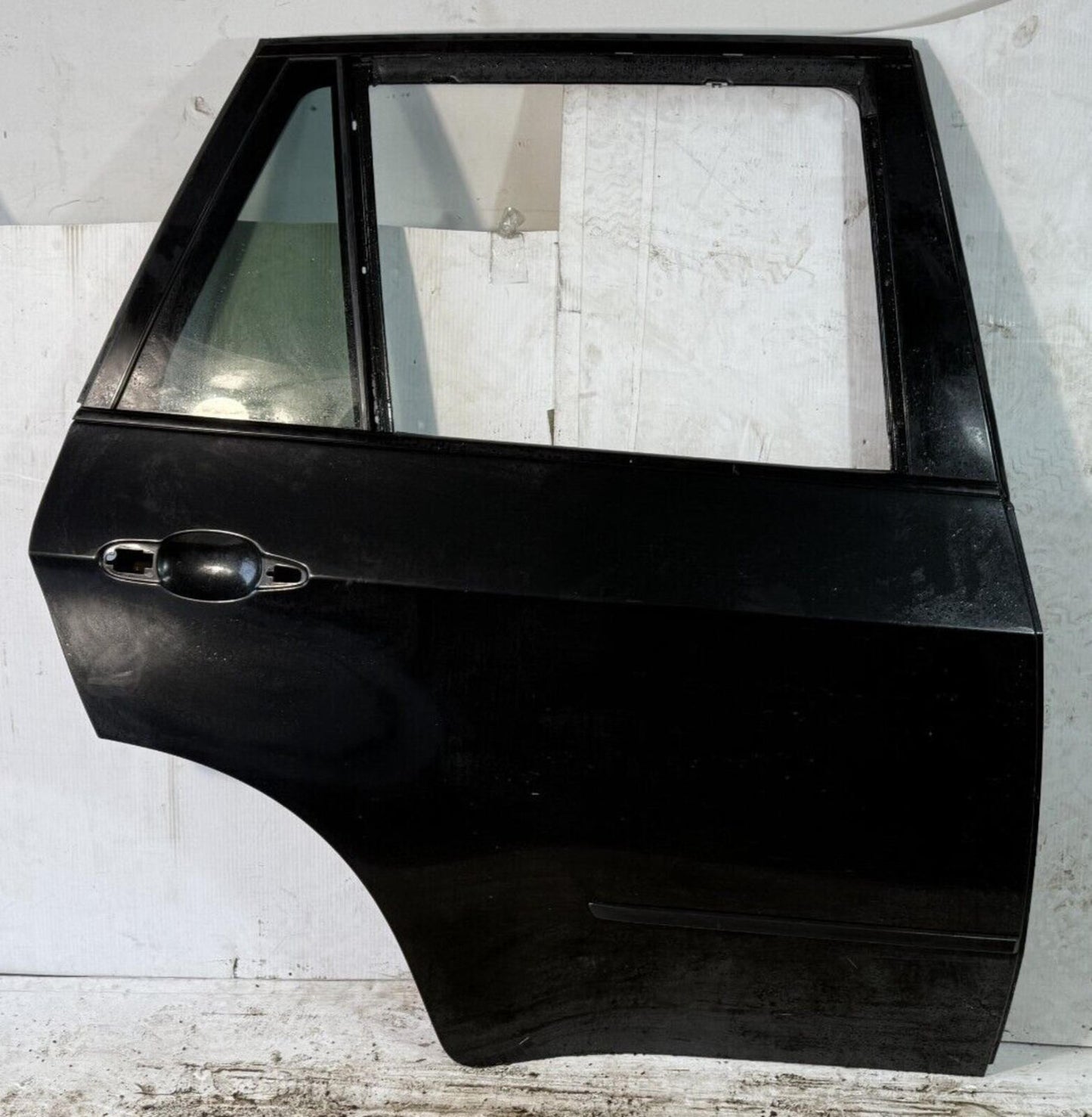 2007-2013 BMW X5 E70 Right Passenger Rear Door Shell Panel OEM