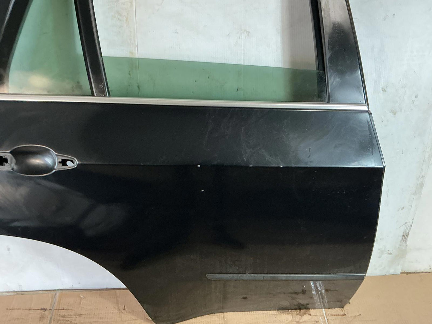 2007 - 2013 BMW X5 xDrive50i Rear Right Passenger Side Door Shell Panel OEM.