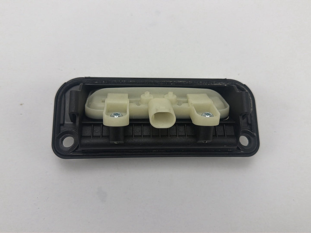2010-2014 Mercedes-Benz C-Class C250 Rear Trunk Tailgate Lid Release Switch OEM