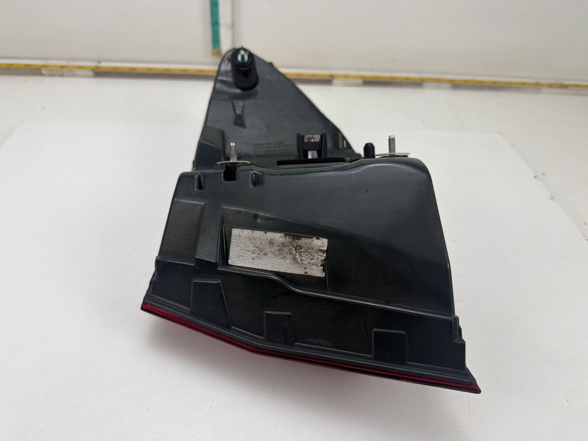 2011-2013 BMW 550i xDrive Rear Left Driver Side Outer Tail Light 173462-01 OEM
