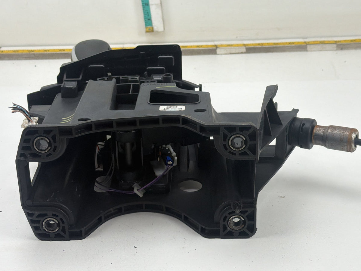 2013-2019 Nissan Sentra Automatic Transmission Floor Gear Shifter Selector OEM