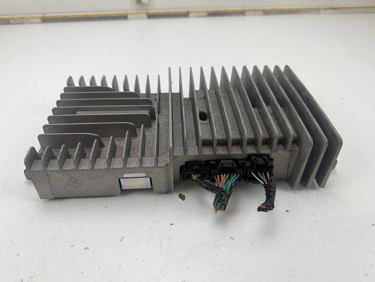 2007-2014 GMC DENALI GMT900 Center Console Audio Radio Bose Amplifier Amp OEM