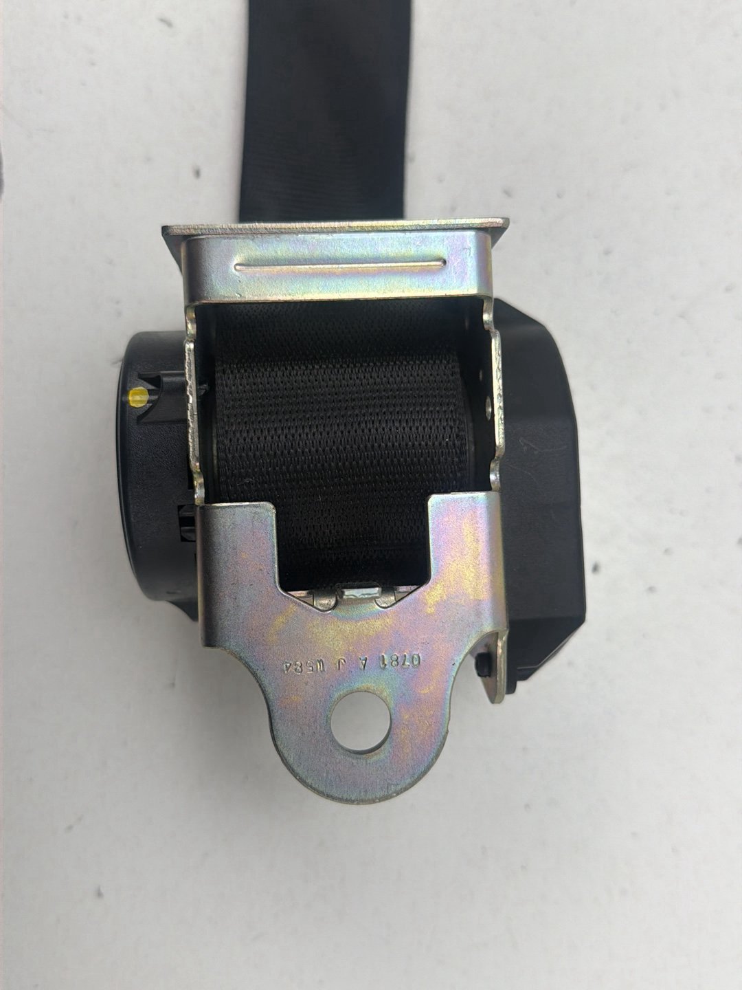 2014-2017 Maserati Ghibli Rear Middle Seat Belt Retractor Assembly Black OEM