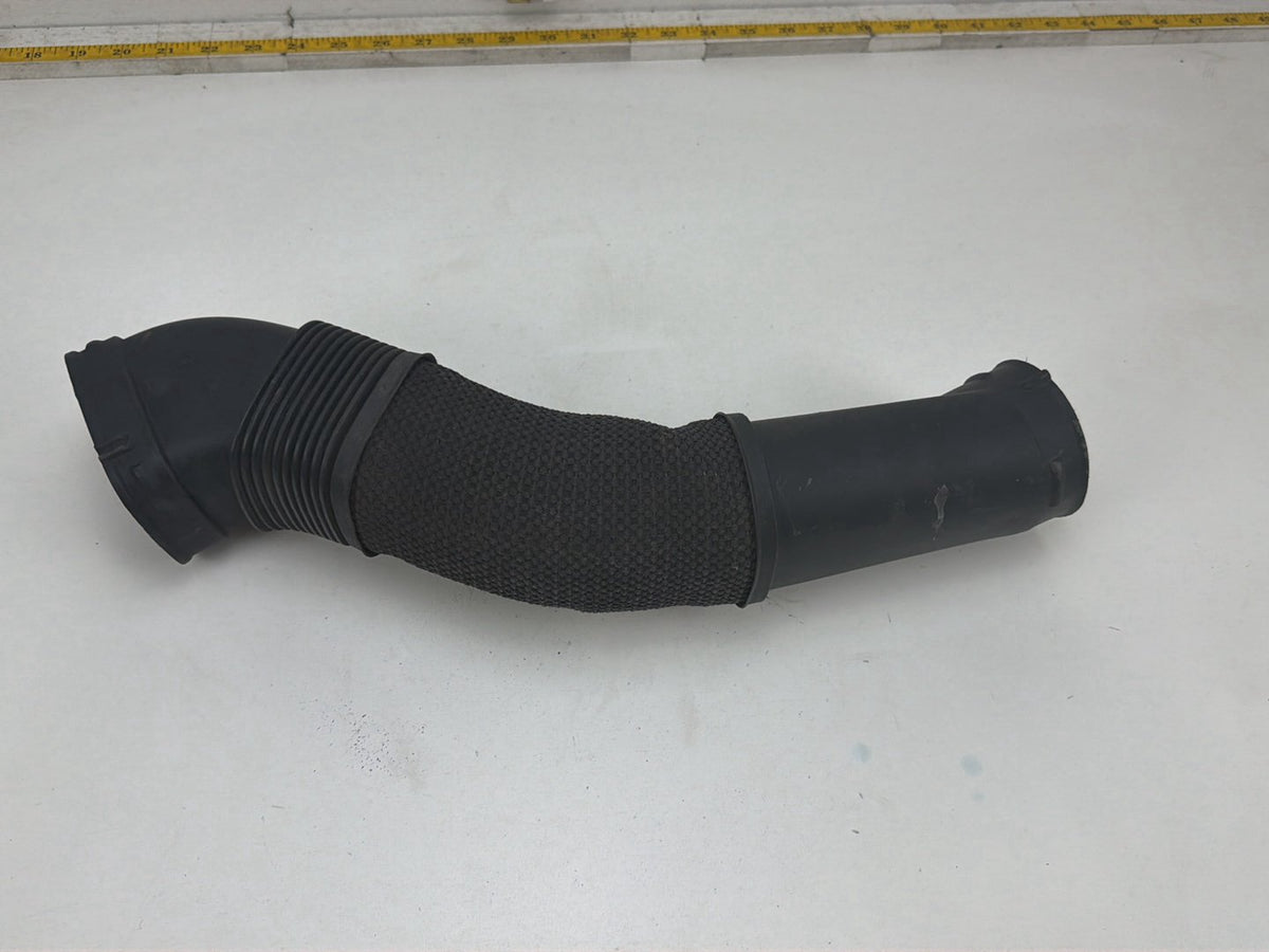 2007-2013 Mercedes S550 Right Air Intake Duct Hose Tube Pipe A2780901882 OEM