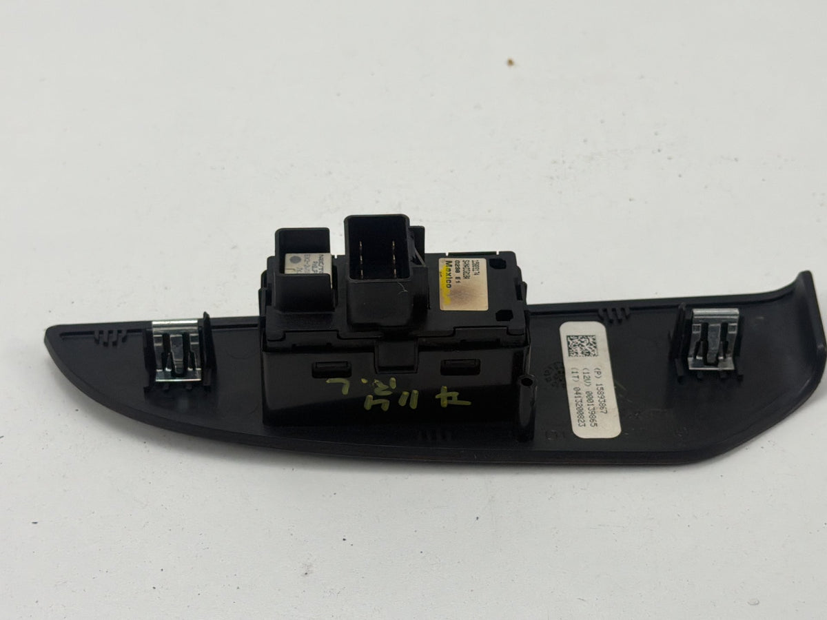 2007-2014 GMC DENALI GMT900 Rear Left Driver Side Power Window Switch OEM