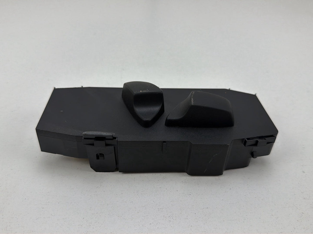 2014 BMW X1 E84 SUV Seat Belt Control Module 9265262-01 OEM