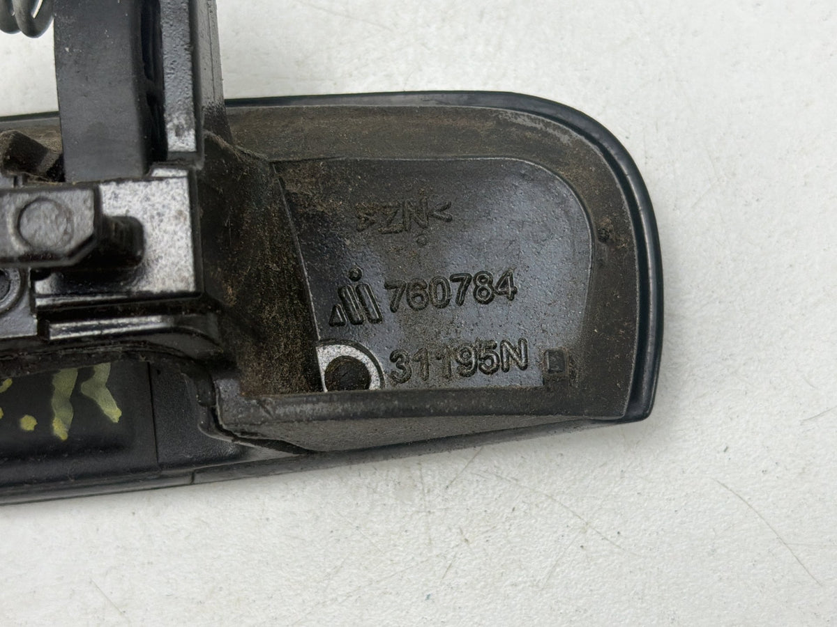 2011-2014 Dodge Charger Front Right Side Exterior Door Handle 31195N OEM