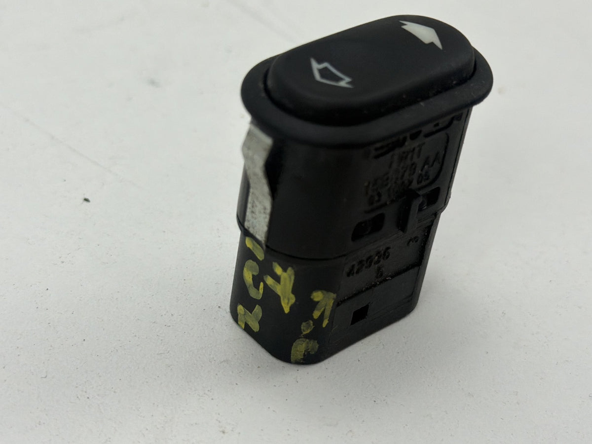 2015-2018 Volvo S60 - Front Left Height Seat Switch 7W1T-15B579-AA OEM