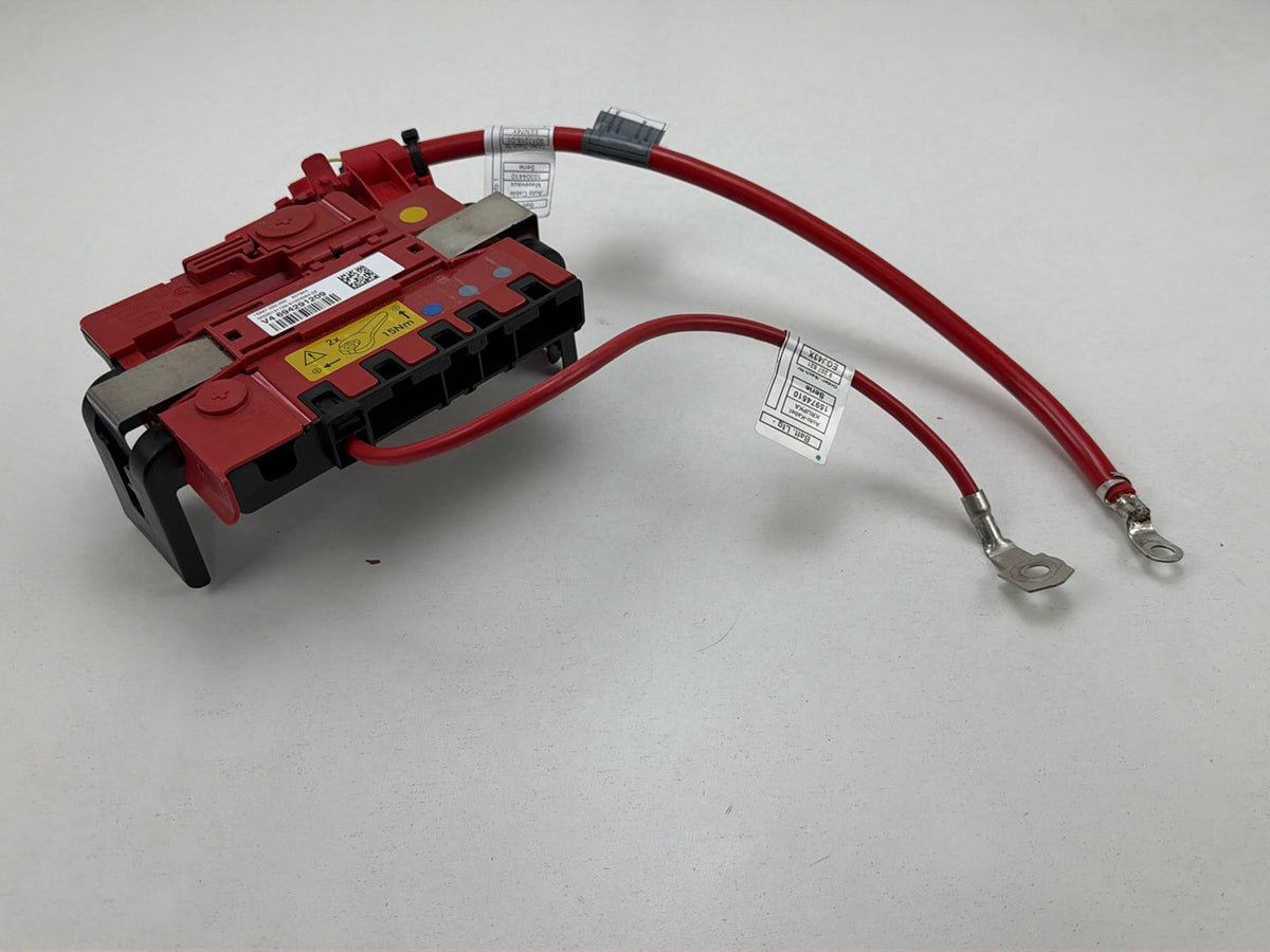2012-2014 BMW X1 E84 Power Distribution Fuse Box 106887 10 OEM