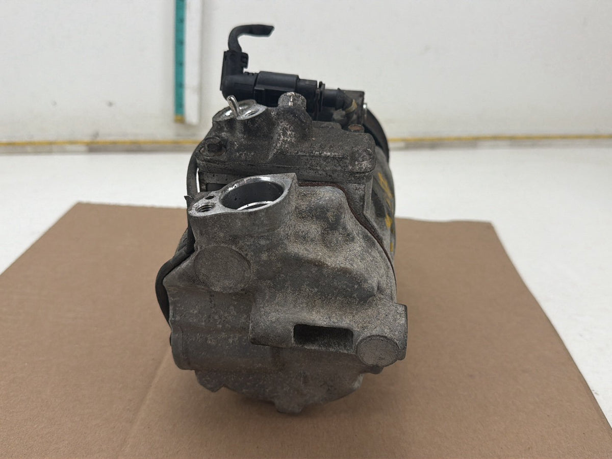 2004-2006 Porsche Cayenne 9PA- 3.2L A/C Compressor Assembly 3B0820803C OEM