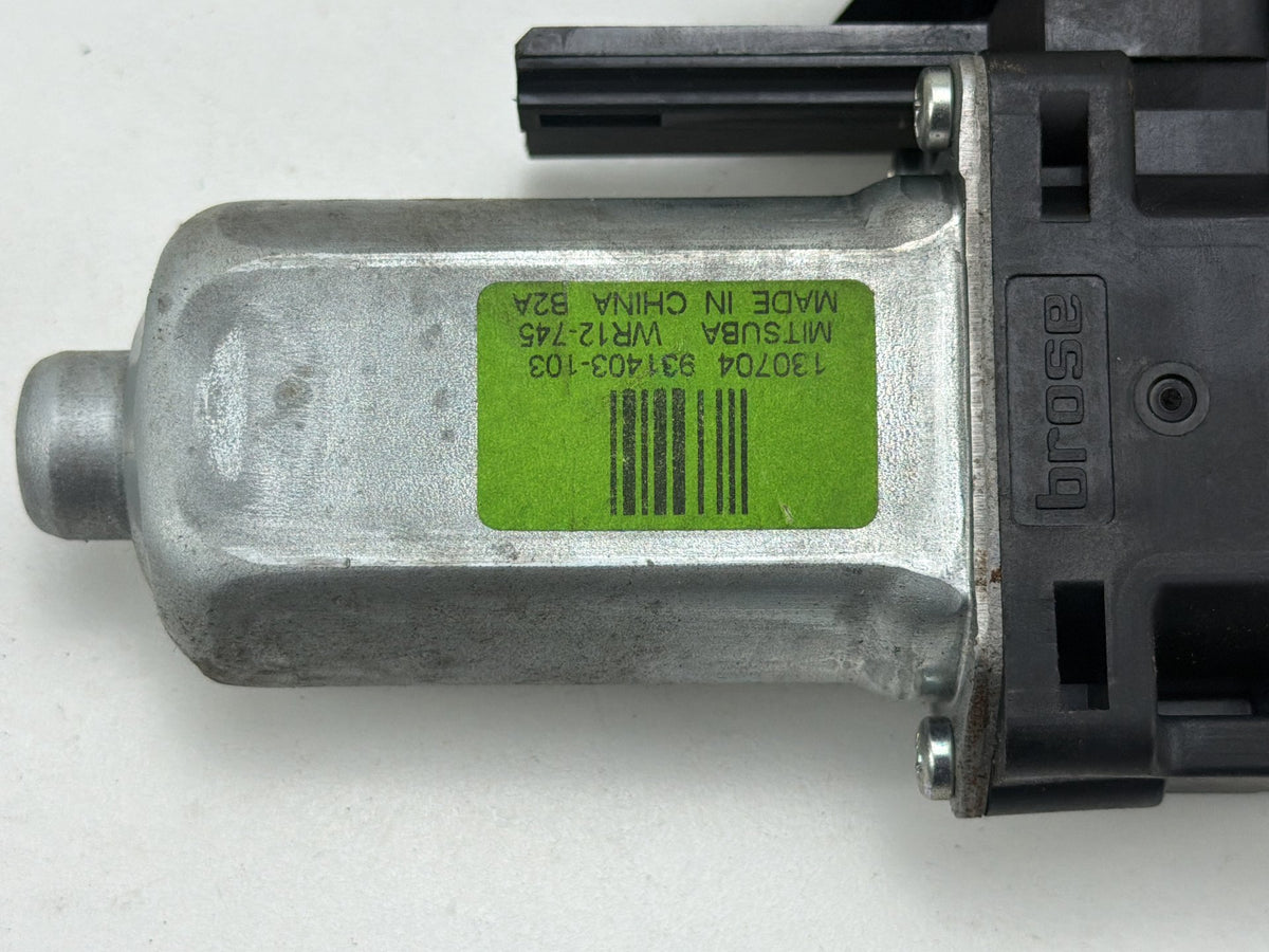 2014-2019 Jeep Grand Cherokee Right Rear Window Regulator/Motor 931403-103 OEM