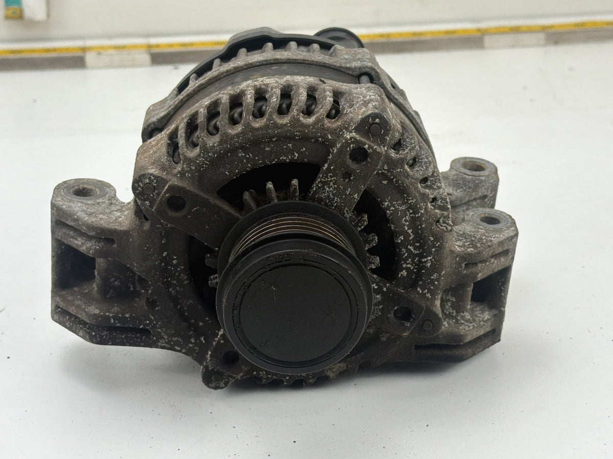 2011-2015 Jeep Grand Cherokee 3.6L 168K Engine Alternator Generator OEM