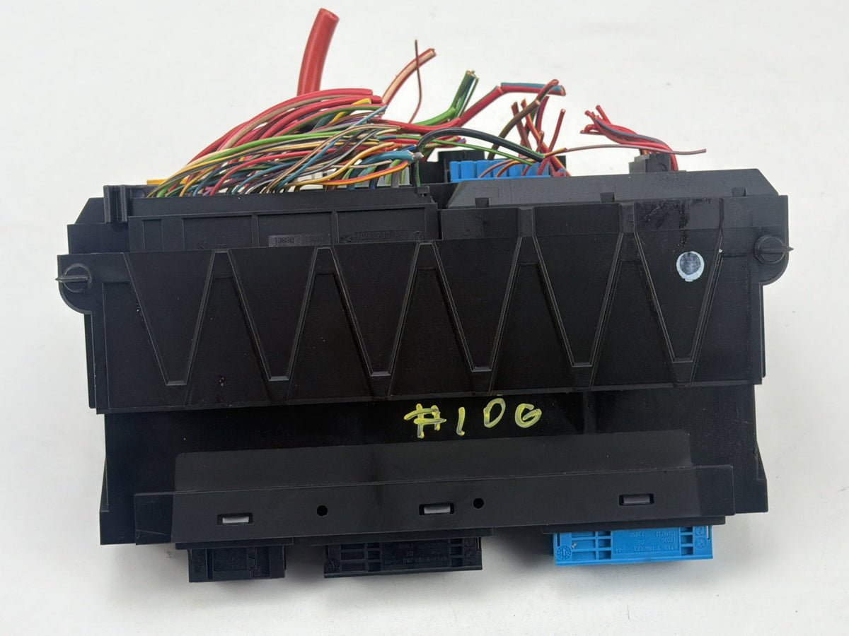 2011-2016 BMW 550i xDrive Front Dash Fuse Relay Box Block 61149252815 OEM