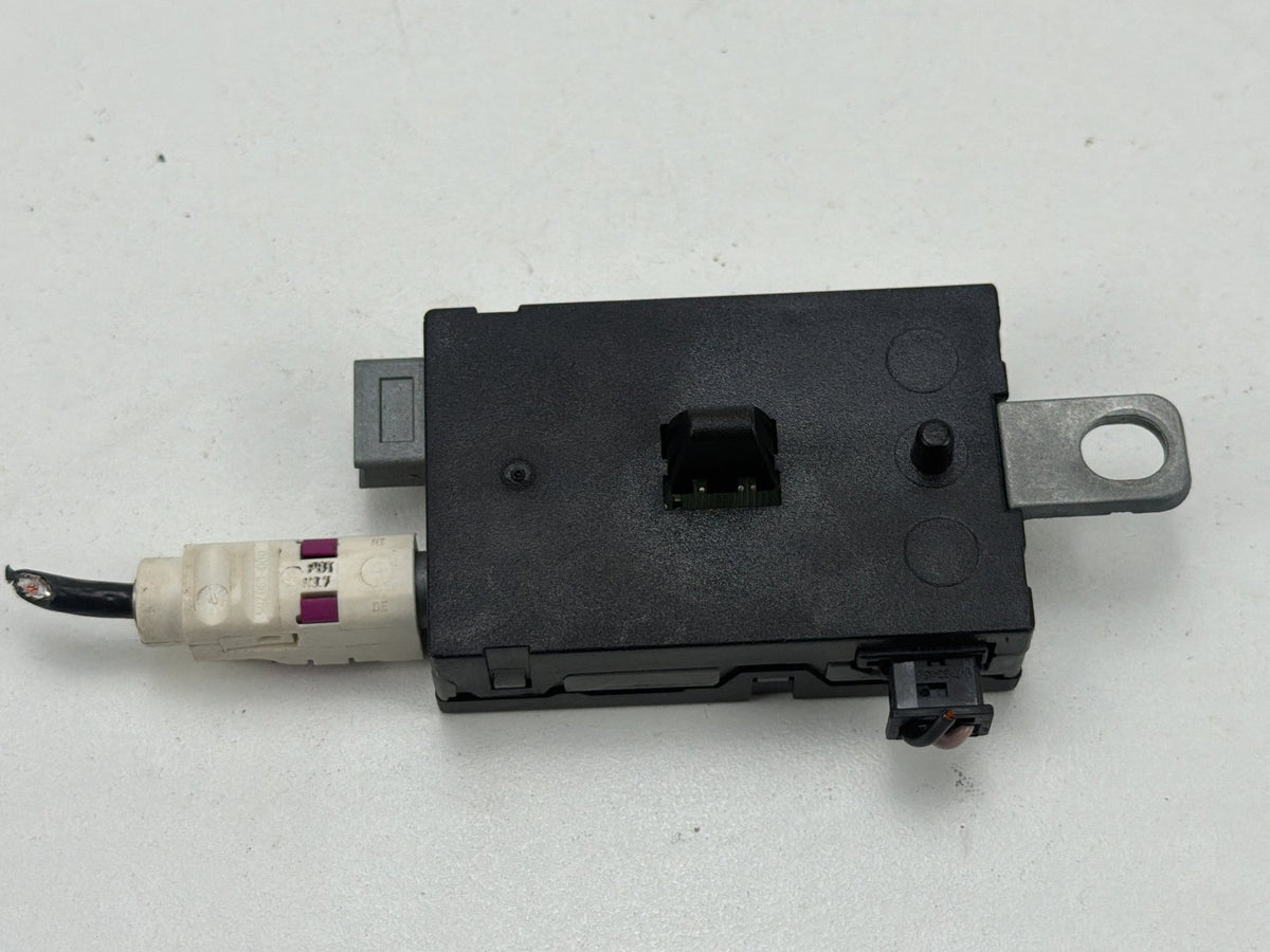 2011-2018 Volvo S60 Amplifier Antenna Control Module P30761696 OEM