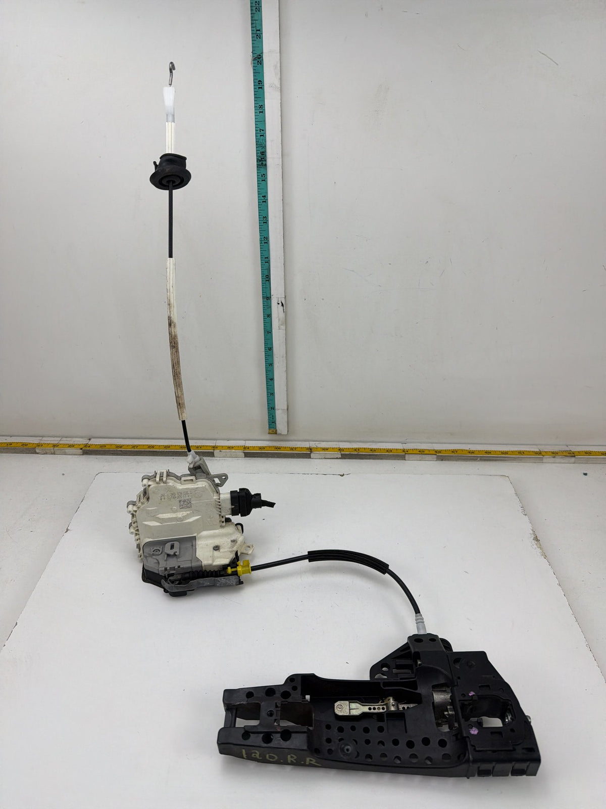 2013-2017 Audi Q5 8R Rear Right Side Door Lock Actuator Latch Mechanism OEM