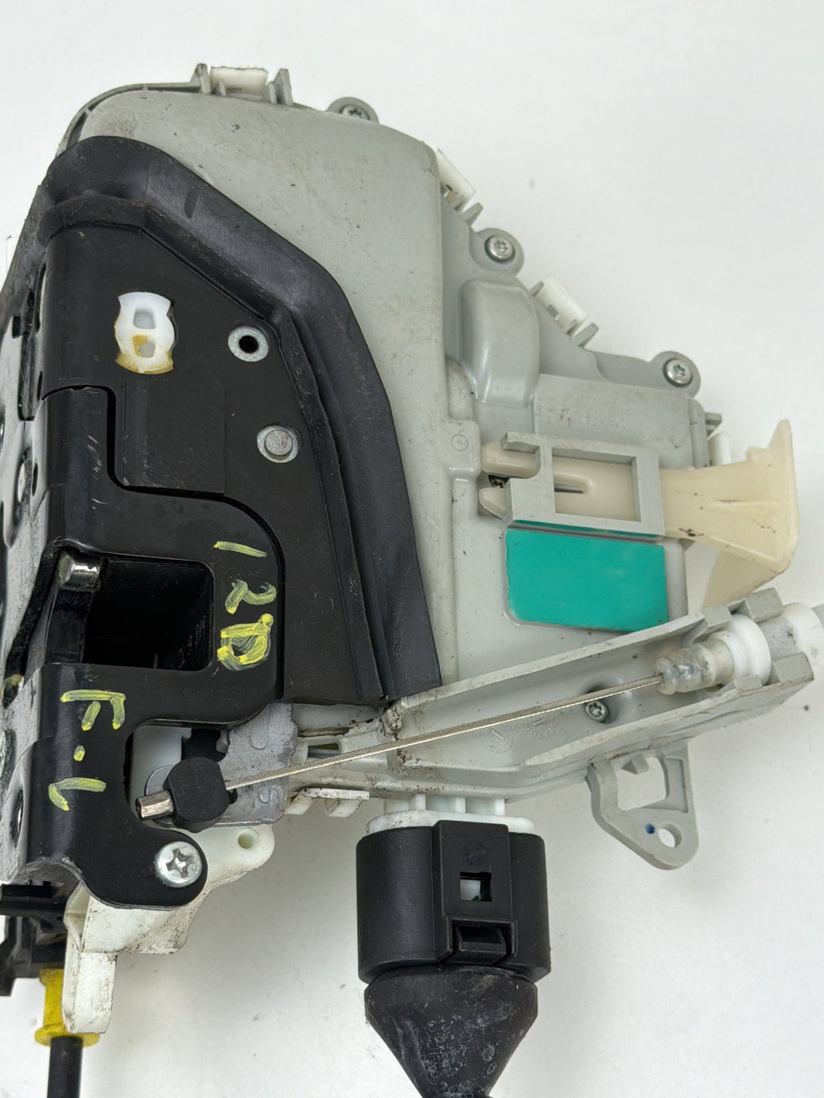 2013-2017 Audi Q5 8R Front Left Side Door Lock Actuator Latch Mechanism OEM
