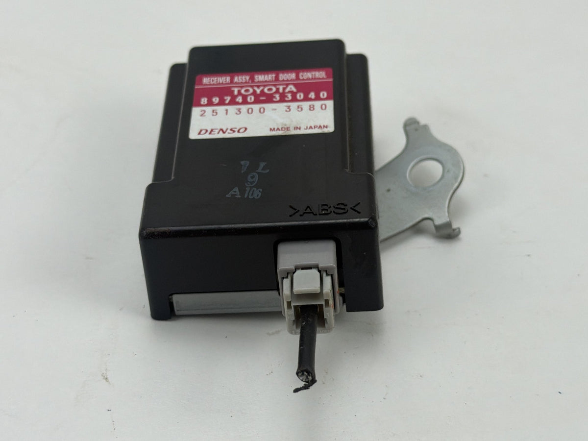 2007-2009 Lexus ES350 V40 Smart Keyless Entry Door Control Receiver Module OEM