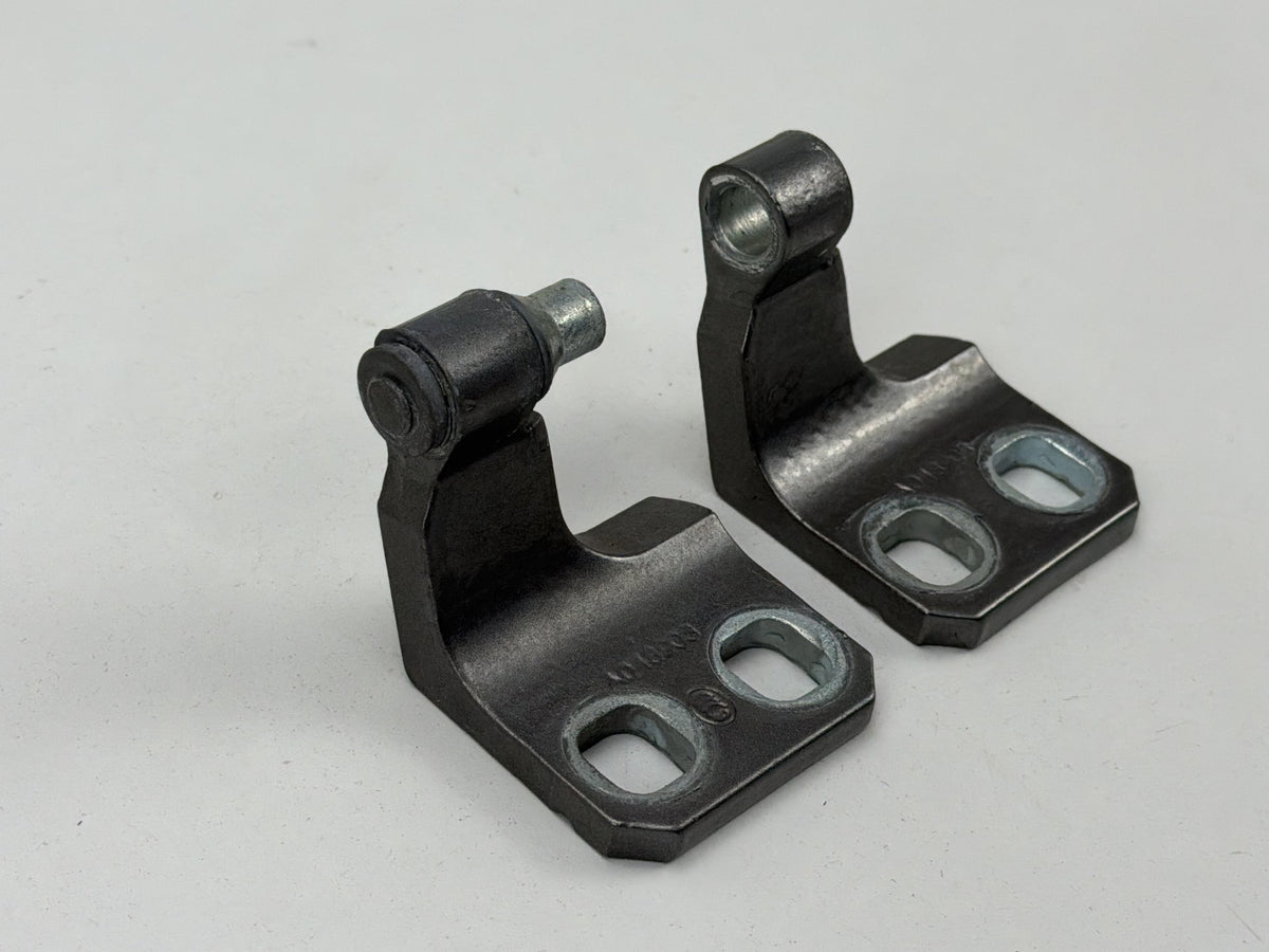 2014-2021 Maserati Quattroporte Rear Right Side Upper Lower Door Hinges Set OEM