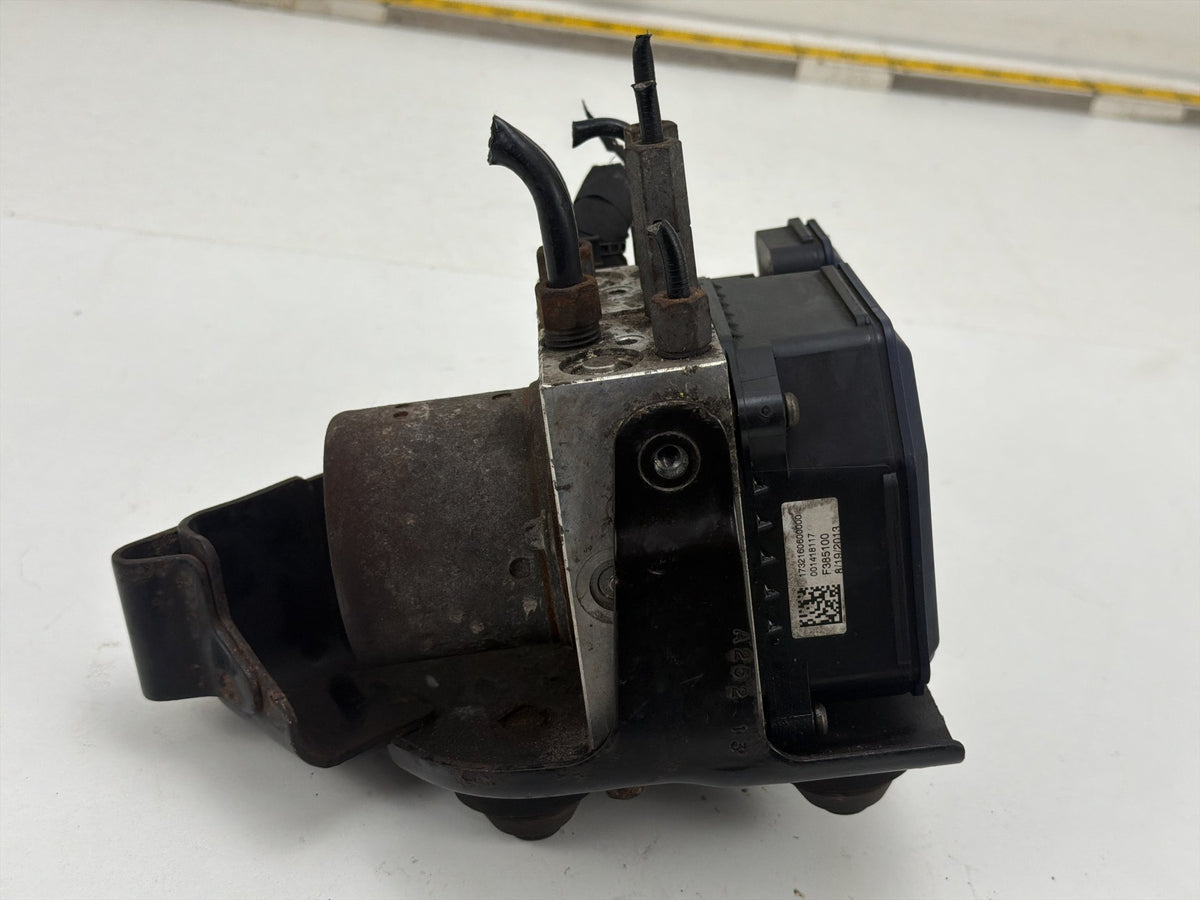 2013-2015 Jeep Grand Cherokee Anti-lock Brake Abs Pump Module 68227200AD OEM